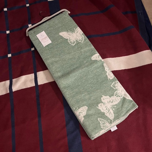 Docofil Butterfly Reversible Cotton Blend Throw Blanket Green Portugal Soft NWT